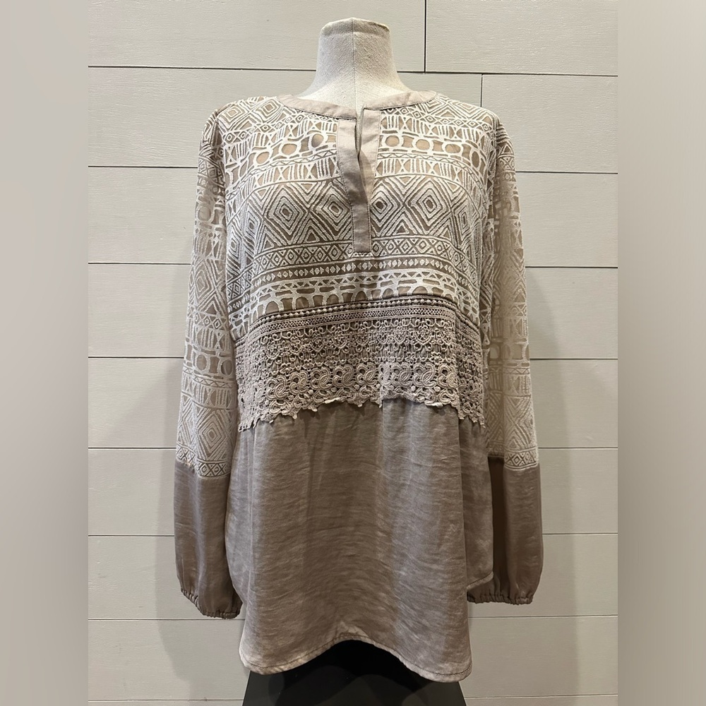 Chico’s Women’s Boho Lace Panel Tunic Top - Taupe/Cream- size 2
